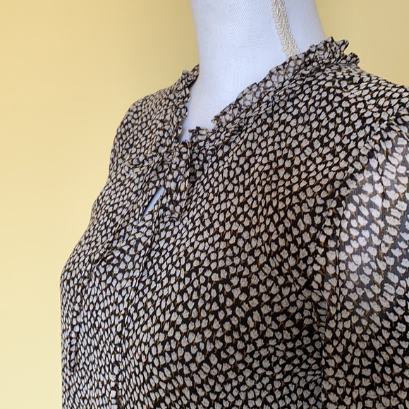Ann Taylor LOFT floral blouse size XS - Picture 8 of 17